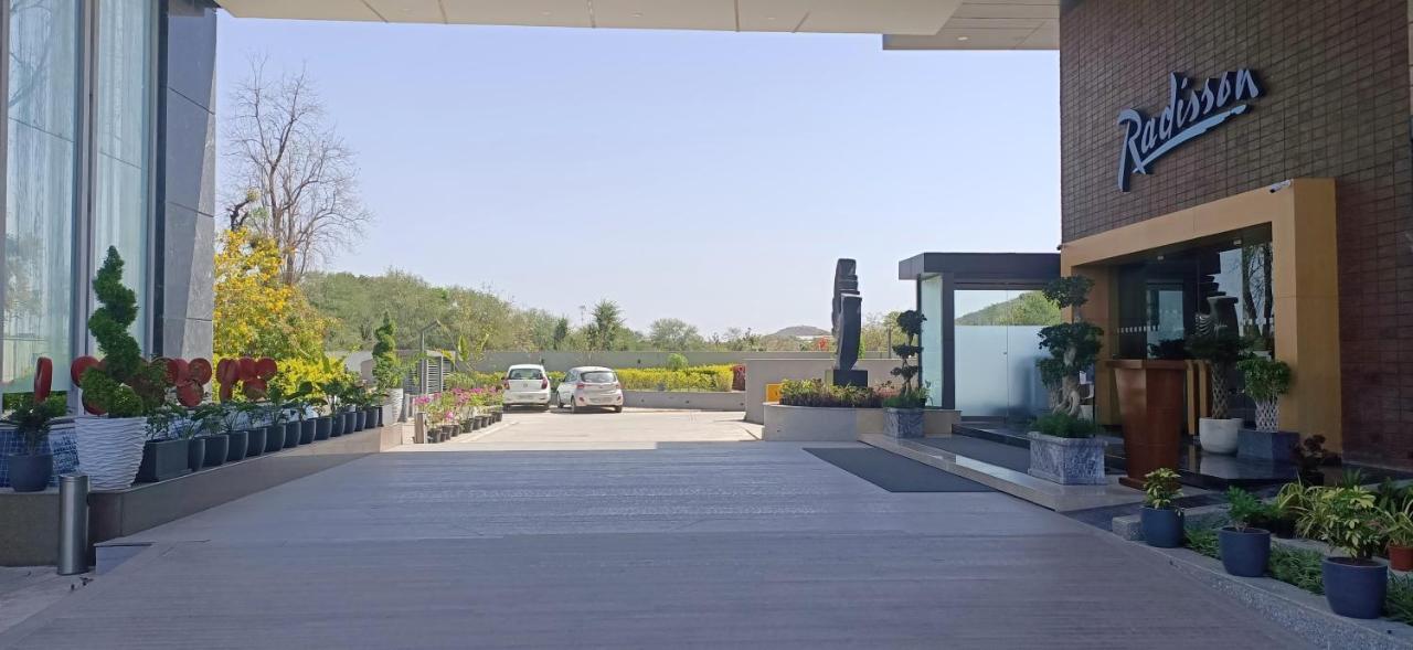 Radisson Hotel Nāthdwāra Exterior foto